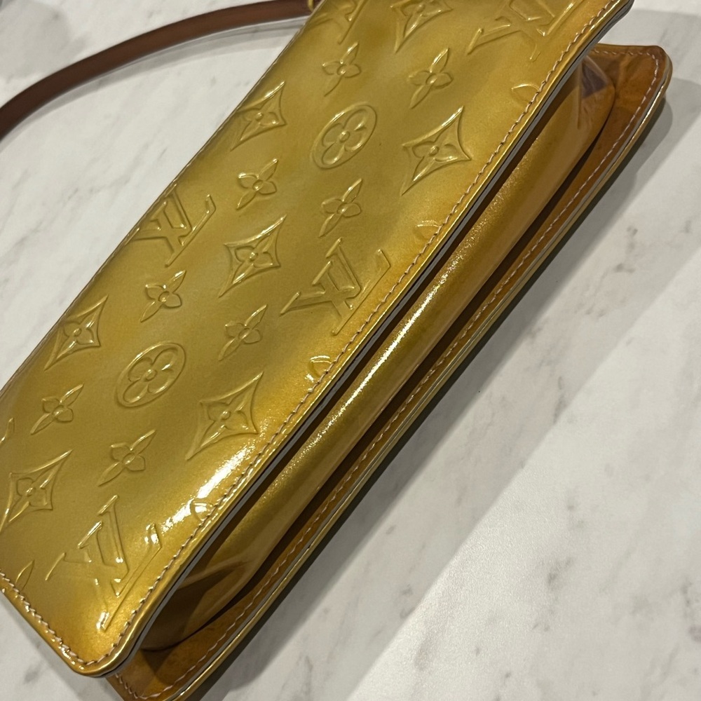 Louis Vuitton  Lexington Vintage 1999 Vernis Pochette Yellow Retail $1650 - Picture 8 of 15